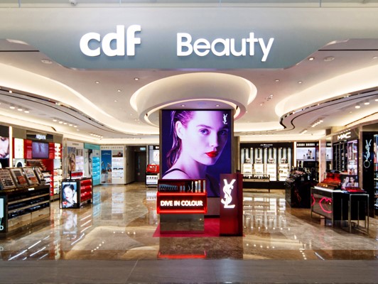 中免集團(tuán)在香港開設(shè)首家免稅美妝旗艦店——cdf Beauty