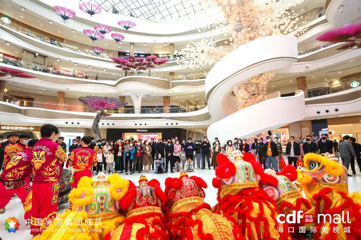 踐行“誠(chéng)信經(jīng)營(yíng)、優(yōu)質(zhì)服務(wù)”理念 中免集團(tuán)行穩(wěn)致遠(yuǎn)